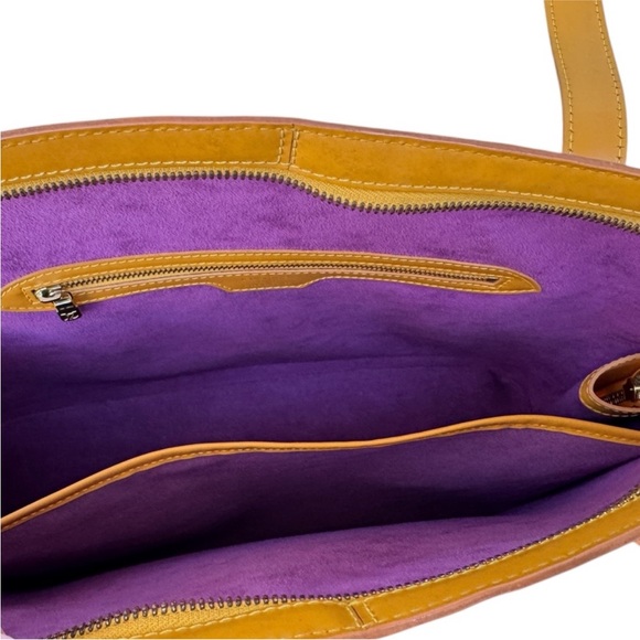 EUC LV (Pristine Interior) Epi Lussac Yellow Leather Louis Vuitton Shoulder Bag - Picture 3 of 12